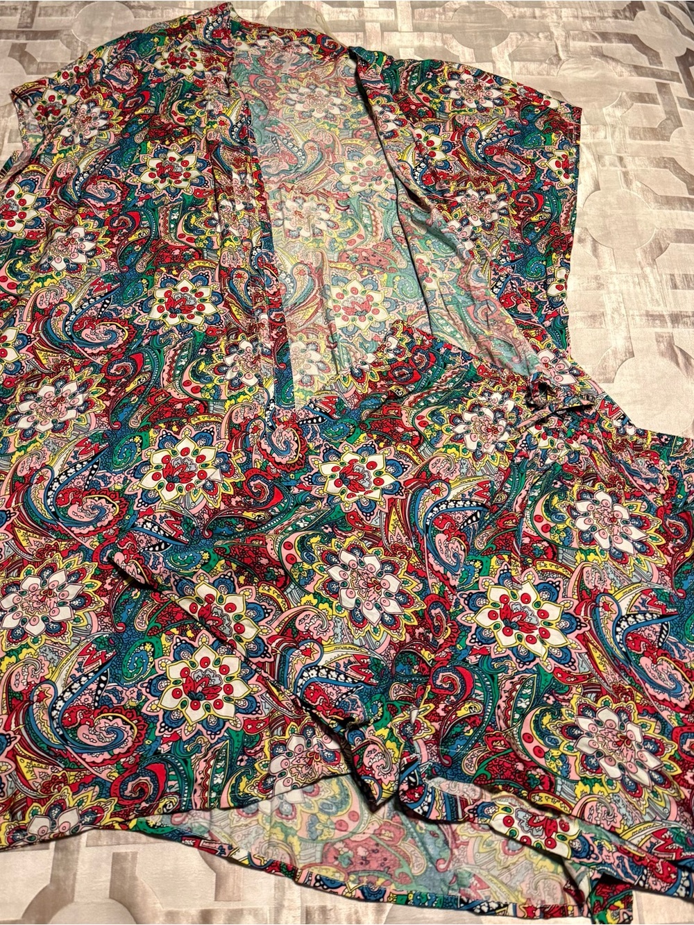 Women’s Kimono Style Robe and Shorts in Multicolor Paisley